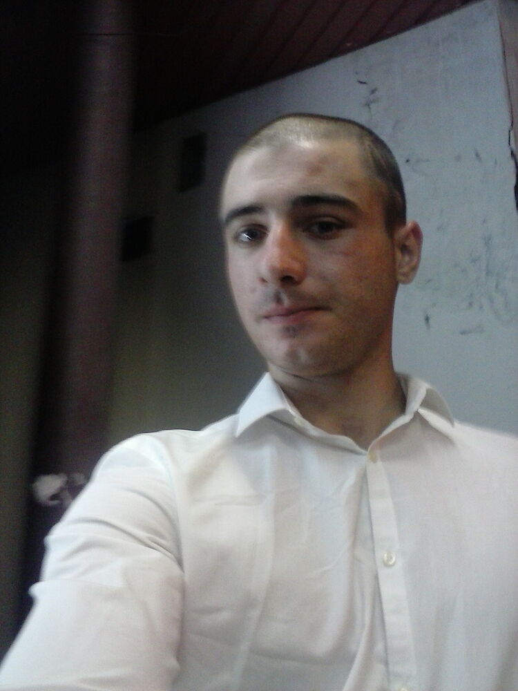  ,   Vitalik, 29 ,   
