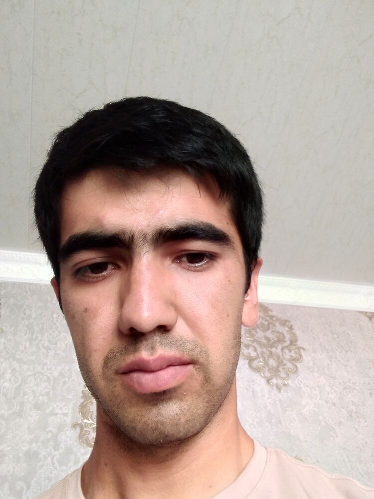  44058460  Roziboy, 28 ,    