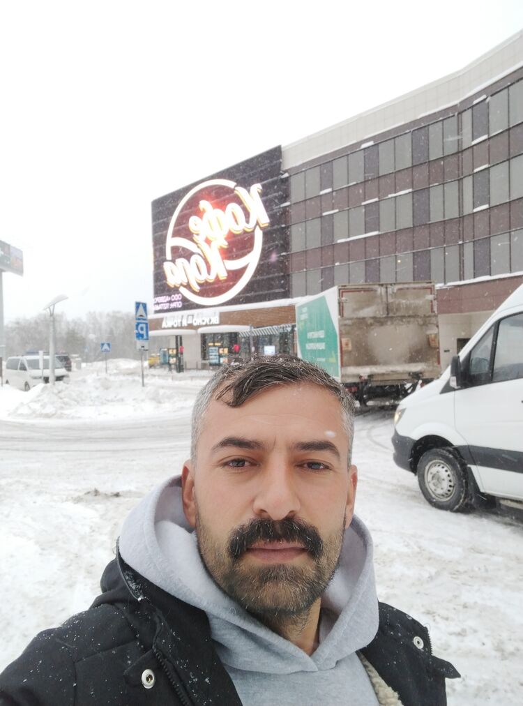  ,   Sinan, 37 ,   ,   