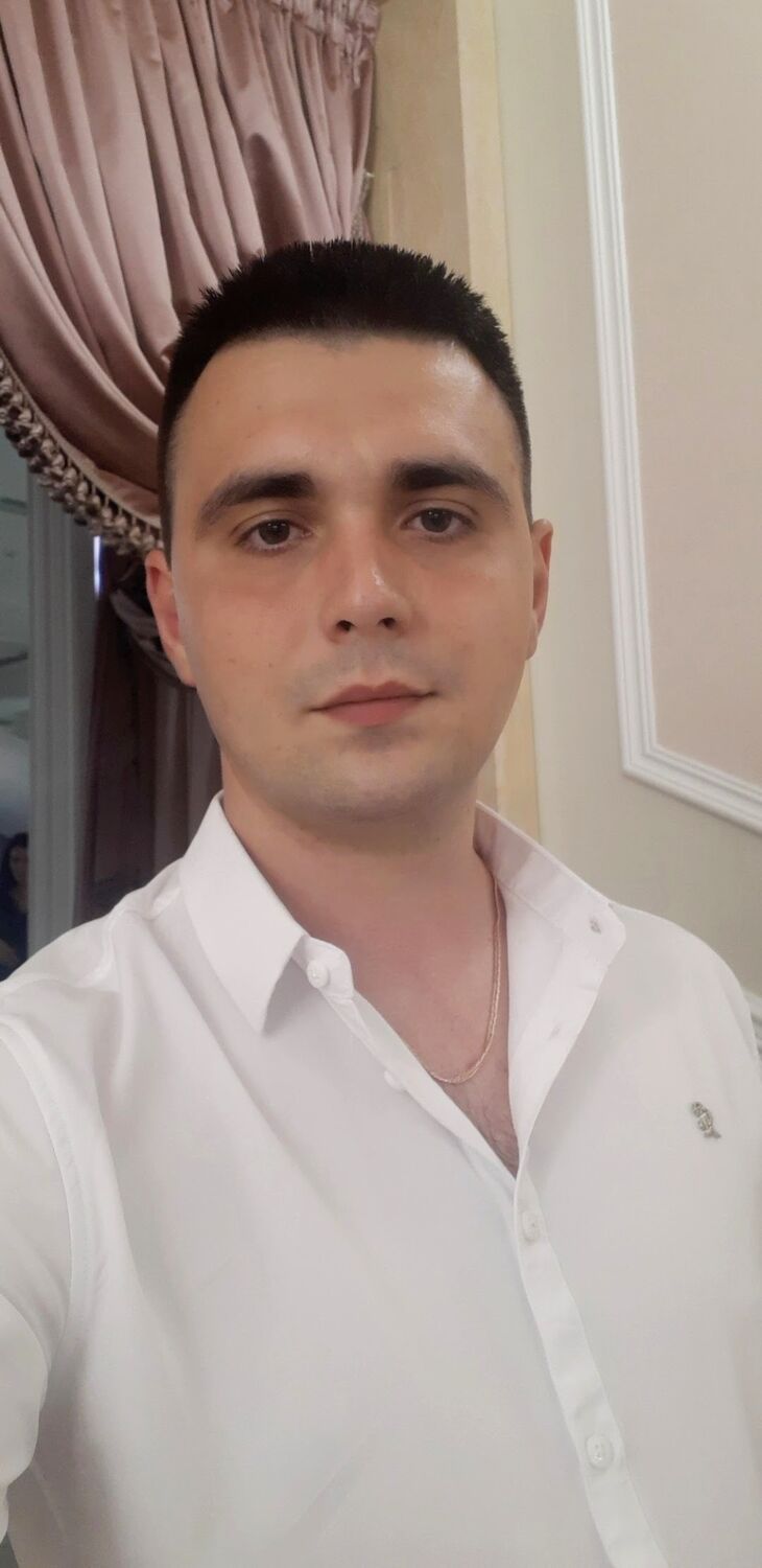  42917510  Leks, 32 ,    