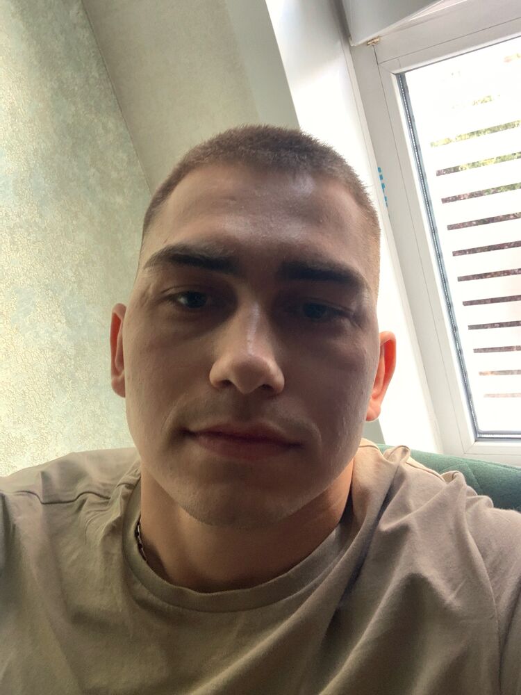  53742320  Egor, 26 ,    