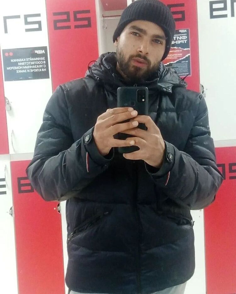  38211690  , 28 ,    