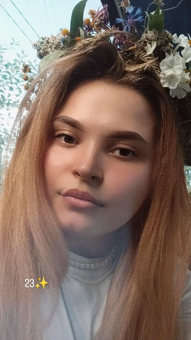  ,   Yana, 23 ,   ,   