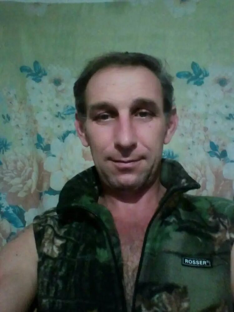  ,   Evgeny, 42 ,   c 
