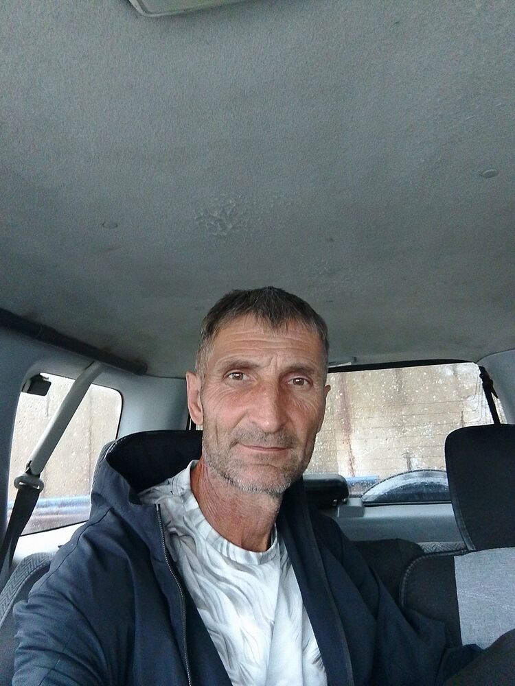  53215980  , 48 ,    -