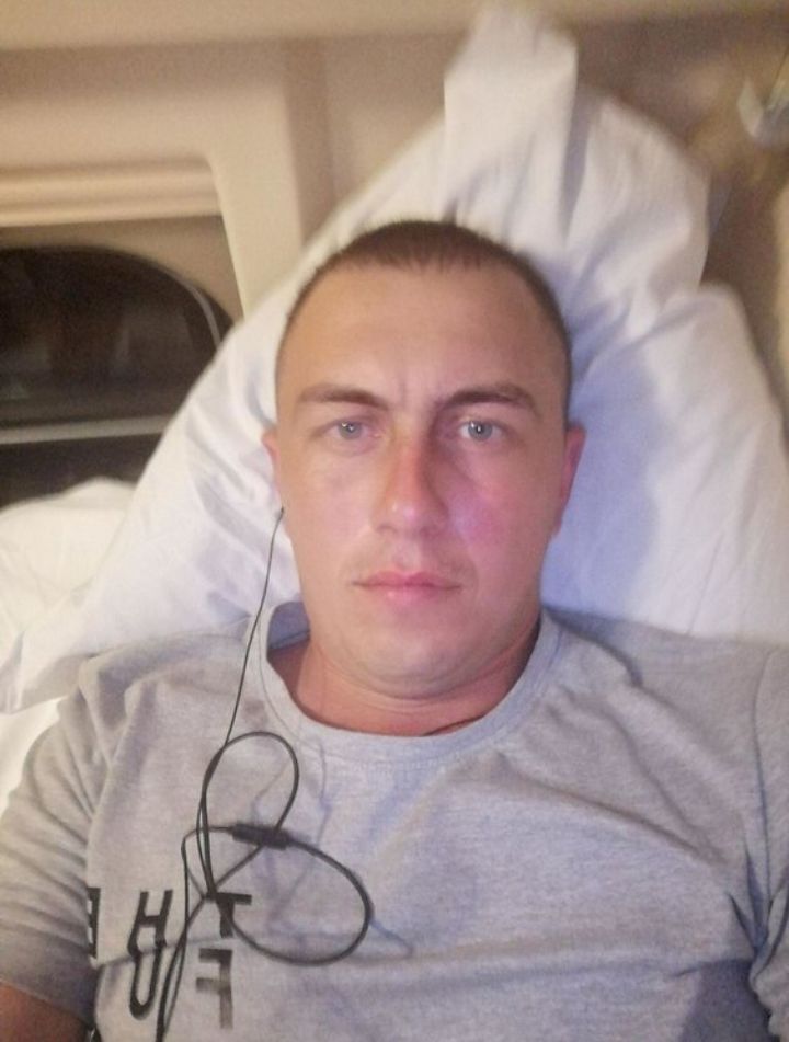  52330740  Aleks, 37 ,    -