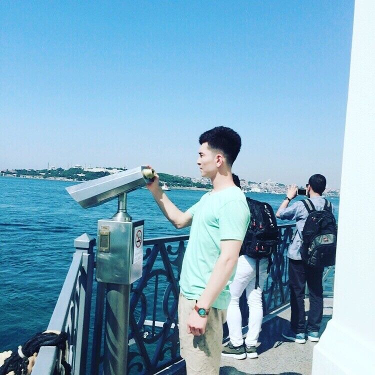 ,   Ali, 32 ,   ,   