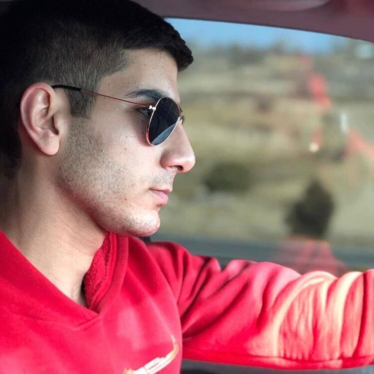  ,   Alen, 24 ,   ,   , c 