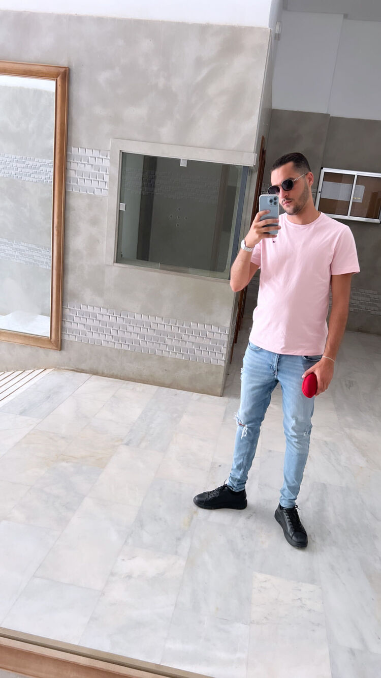 ���������� ���������, ���� ������� Akrame, 26 ���, ������������ ��� ������, ����� � ���������, c�������� ���������, ���������