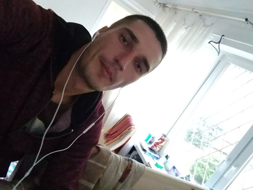  14257080  , 37 ,    