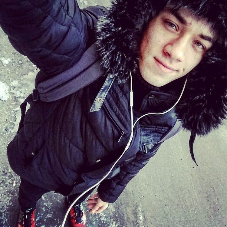  6854640  Alexander, 29 ,    