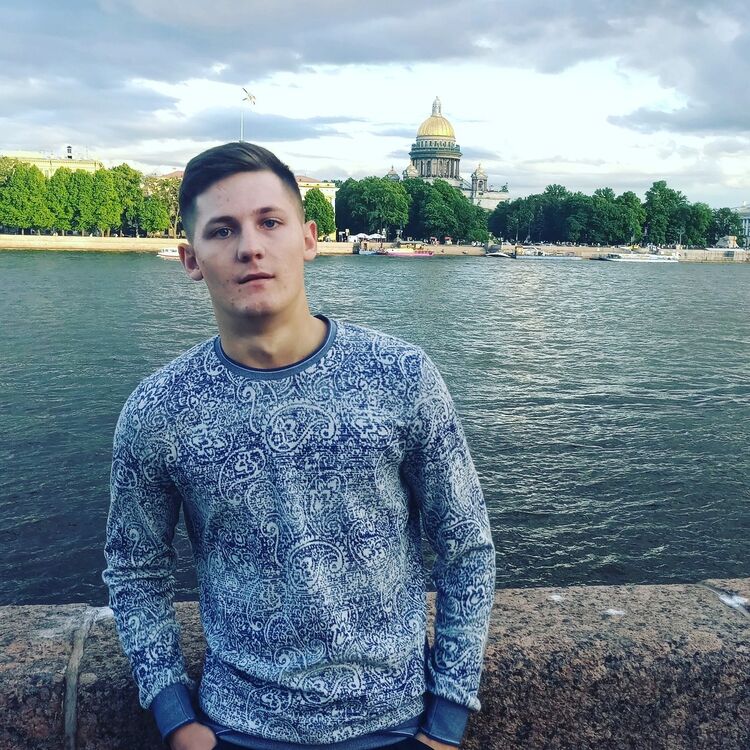  -,   Denis, 26 ,   ,   , c 