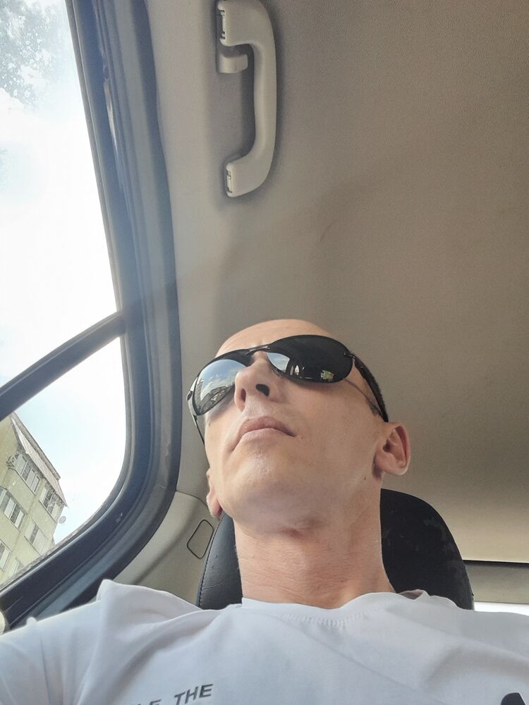  43696600  , 39 ,    