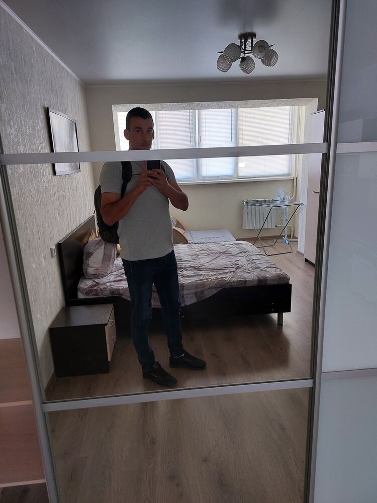  45017810  Igor, 36 ,    