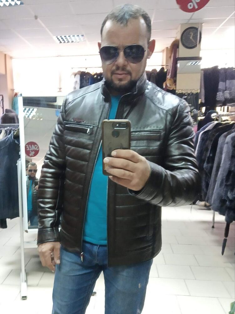  23598800  , 47 ,     