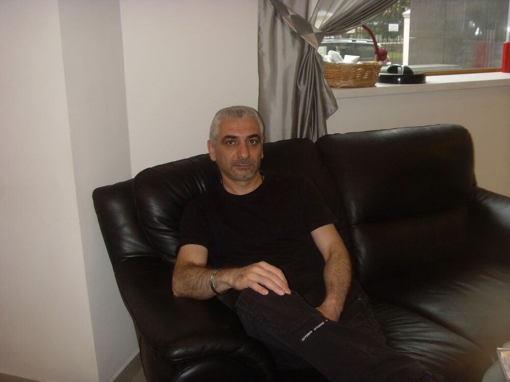  ,   Armo, 54 ,  