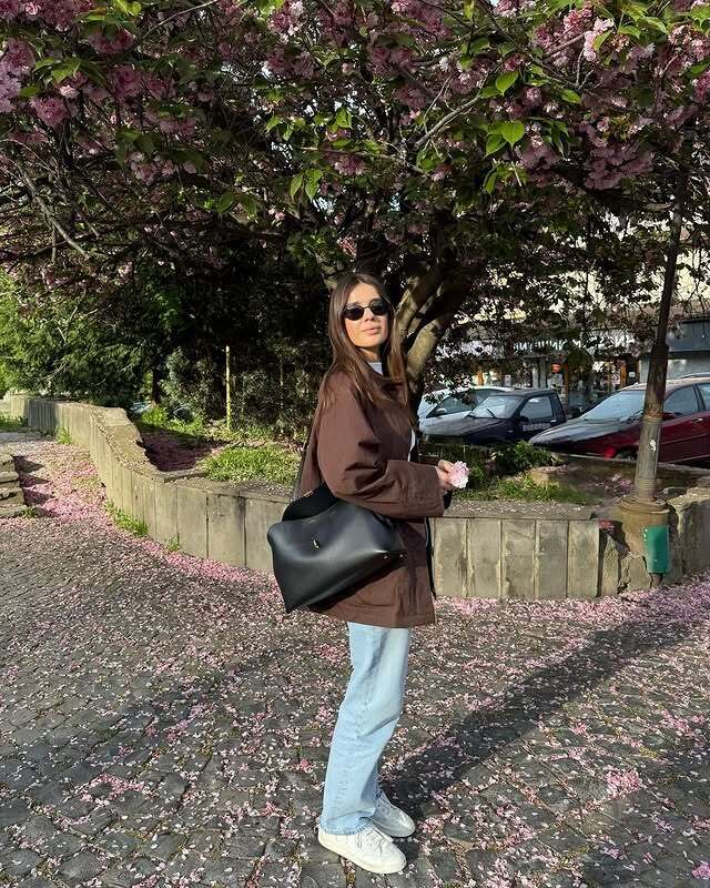  Flamatt,   , 28 ,   ,   