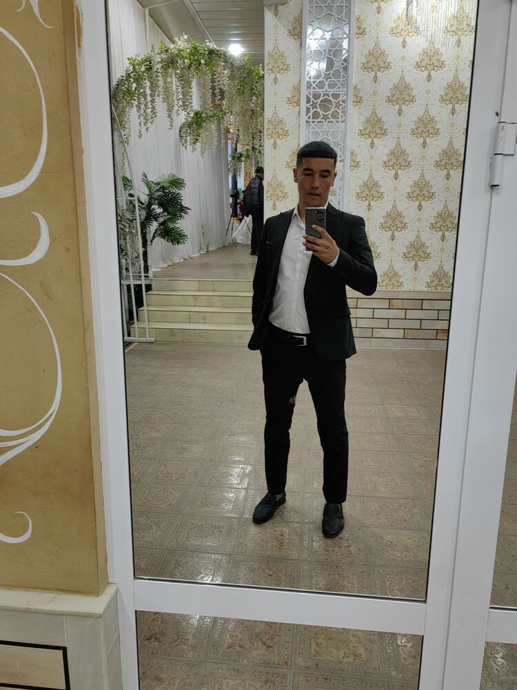  48691630  Ashraf, 29 ,    