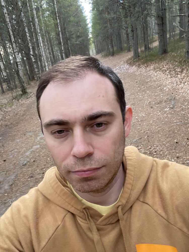 52831070  , 39 ,    -