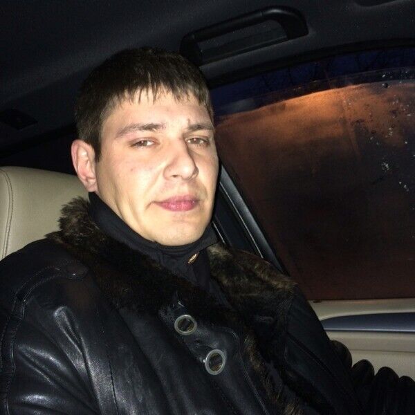  ,   Ruslan, 33 ,  