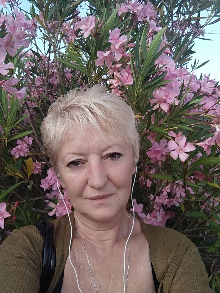  Mutilva Baja,   , 63 ,   ,   , c 