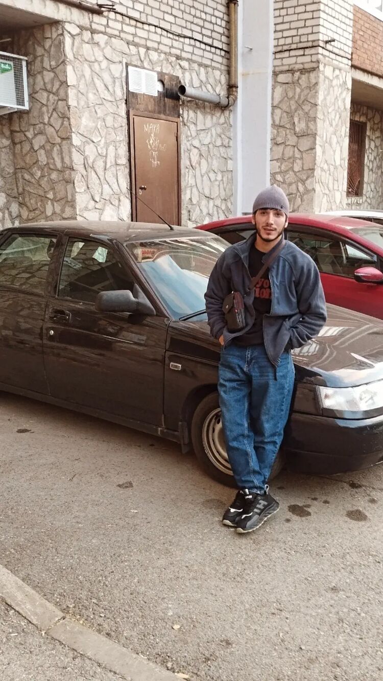  47047690  Tofiq, 30 ,    