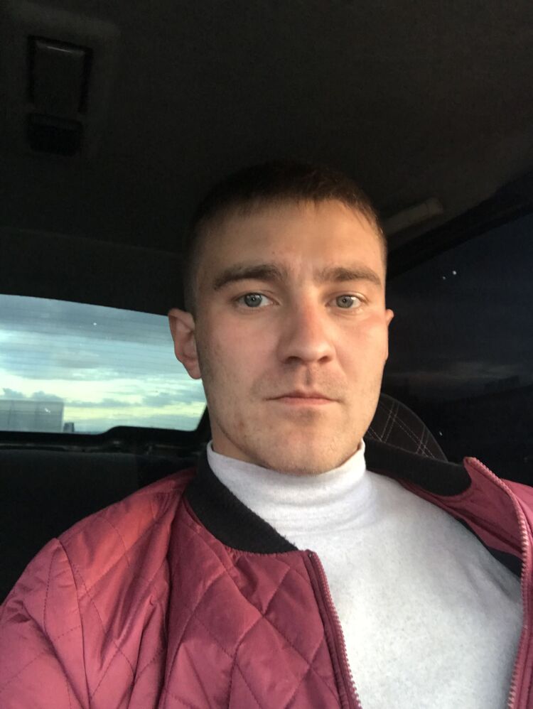  25215030  Kirill, 37 ,    