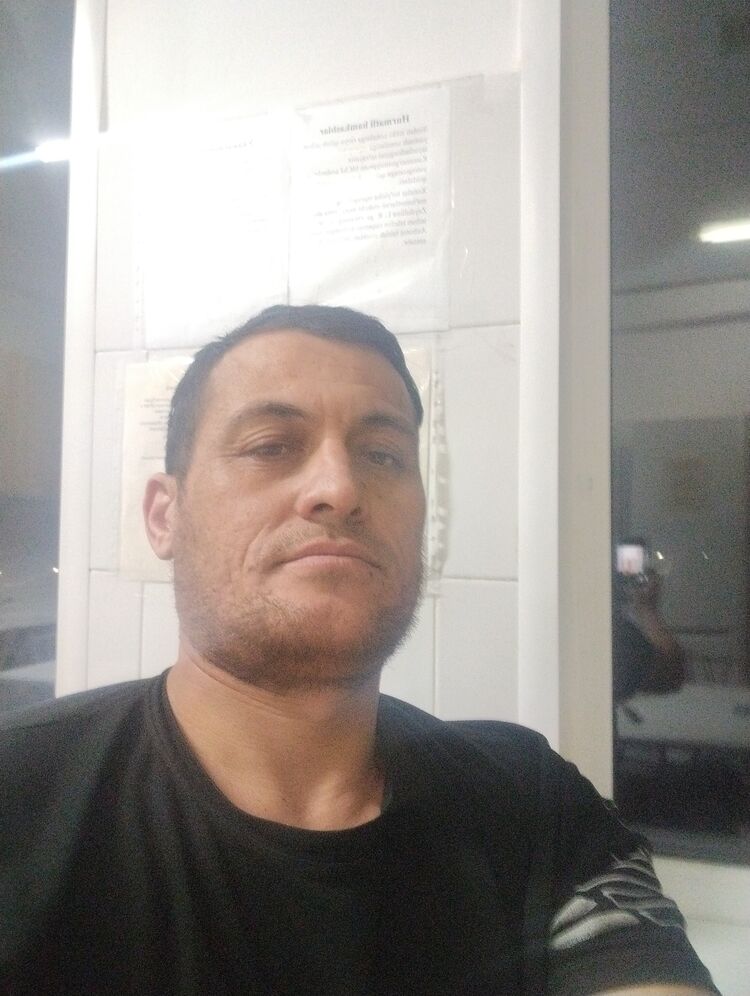  49241670  , 37 ,    