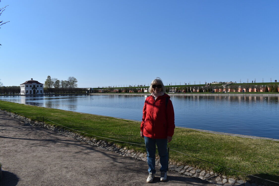 -,   NADEZHDA, 63 ,   ,   , c 