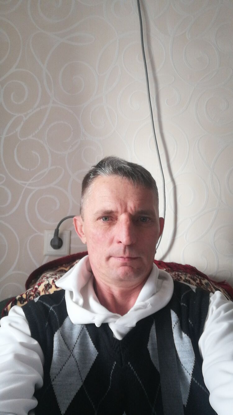  39682760  , 49 ,    
