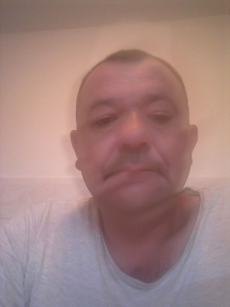  20461920  Fedea, 49 ,    