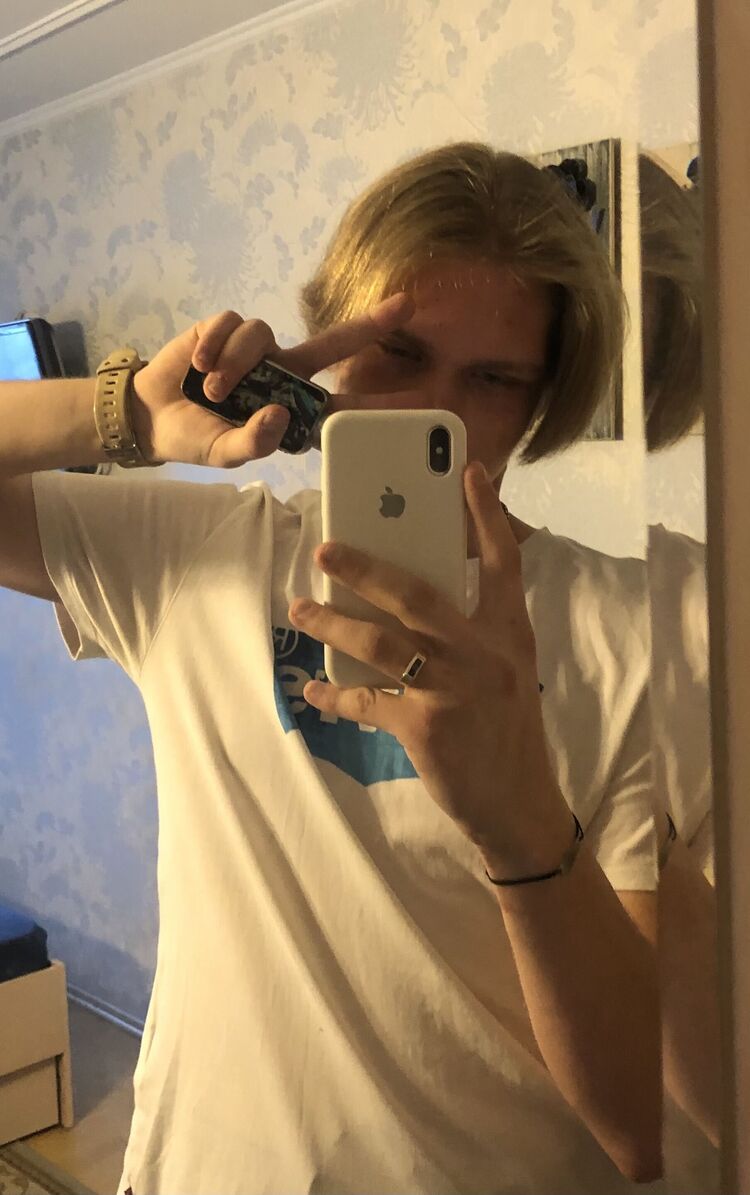  -,   , 22 ,   