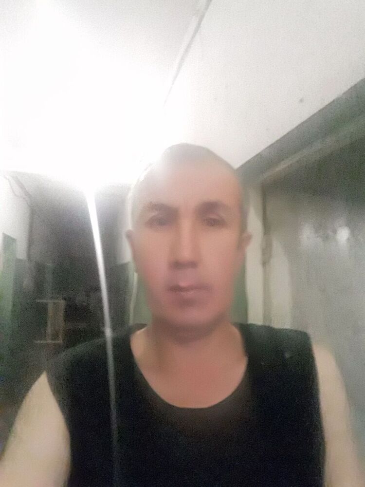  39343550  Odilbek, 46 ,    