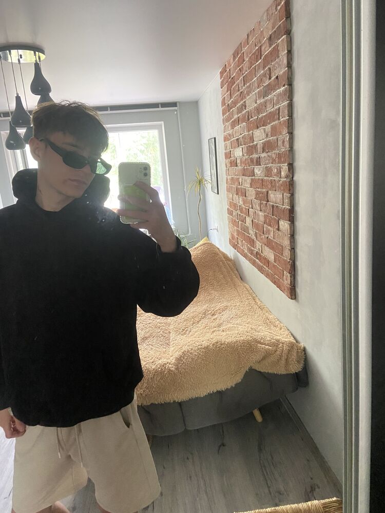 34782170  , 23 ,    