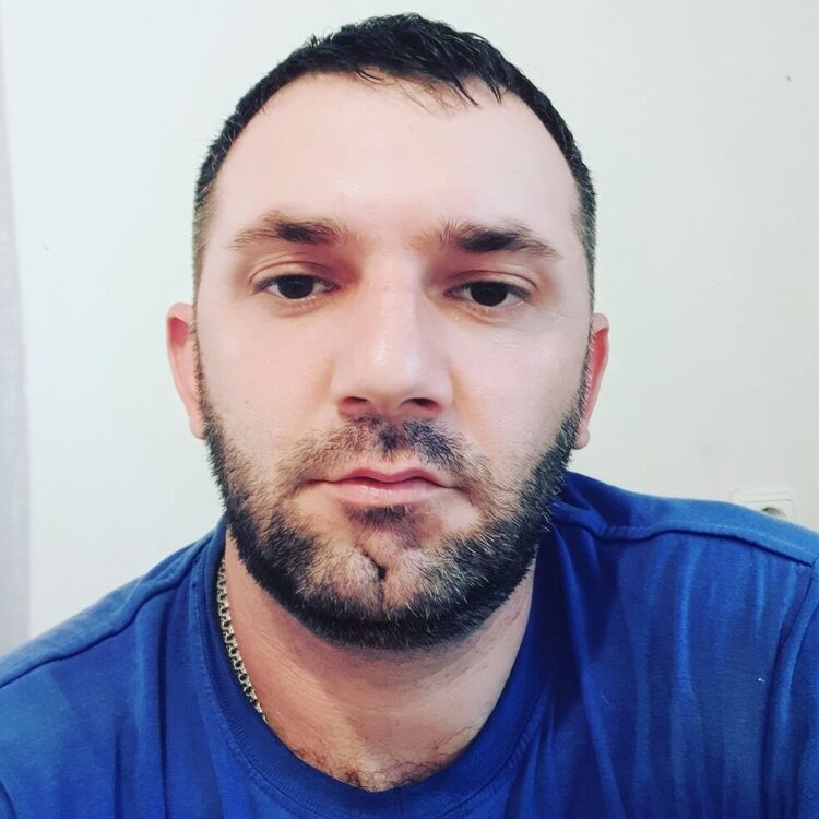  ,   Aren, 40 ,   ,   , c 