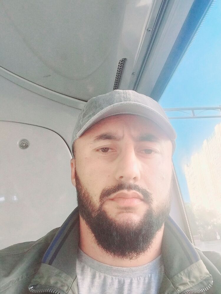  -,   , 33 ,   c 