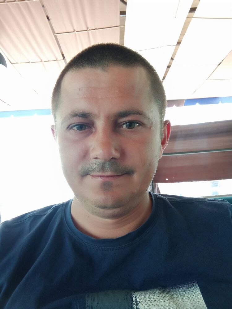  ,   Nicolai, 34 ,   ,   