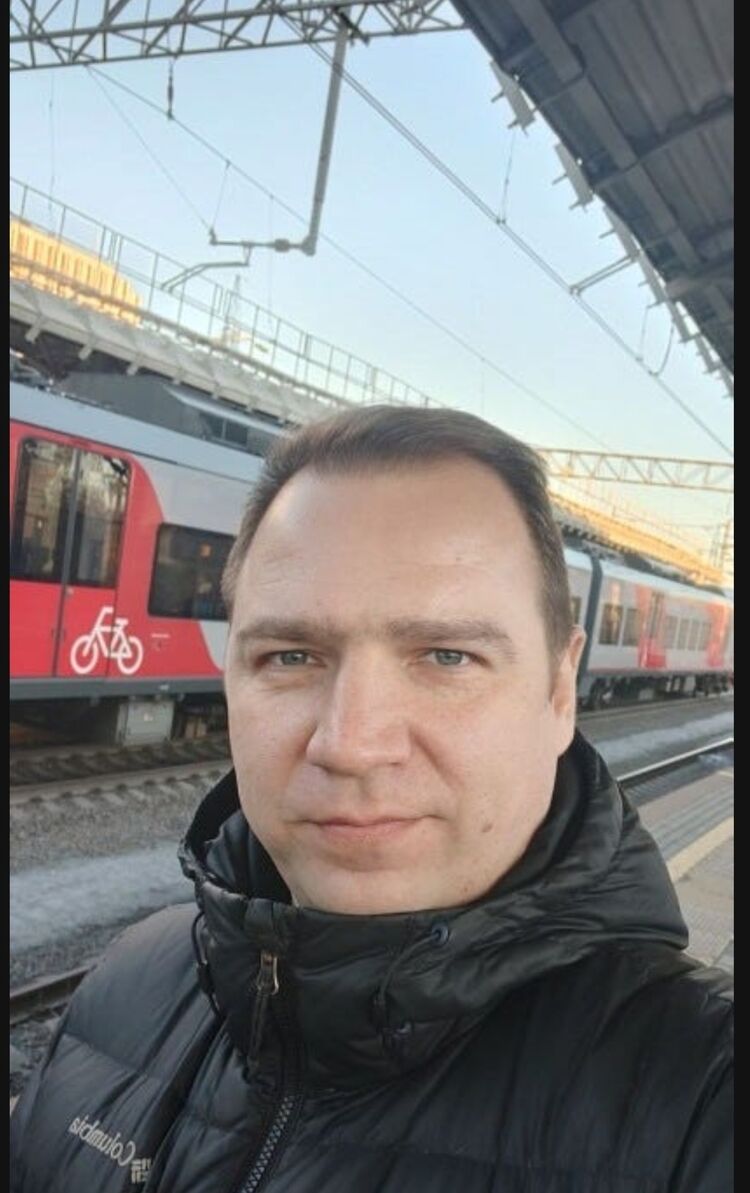  43228290  , 44 ,    