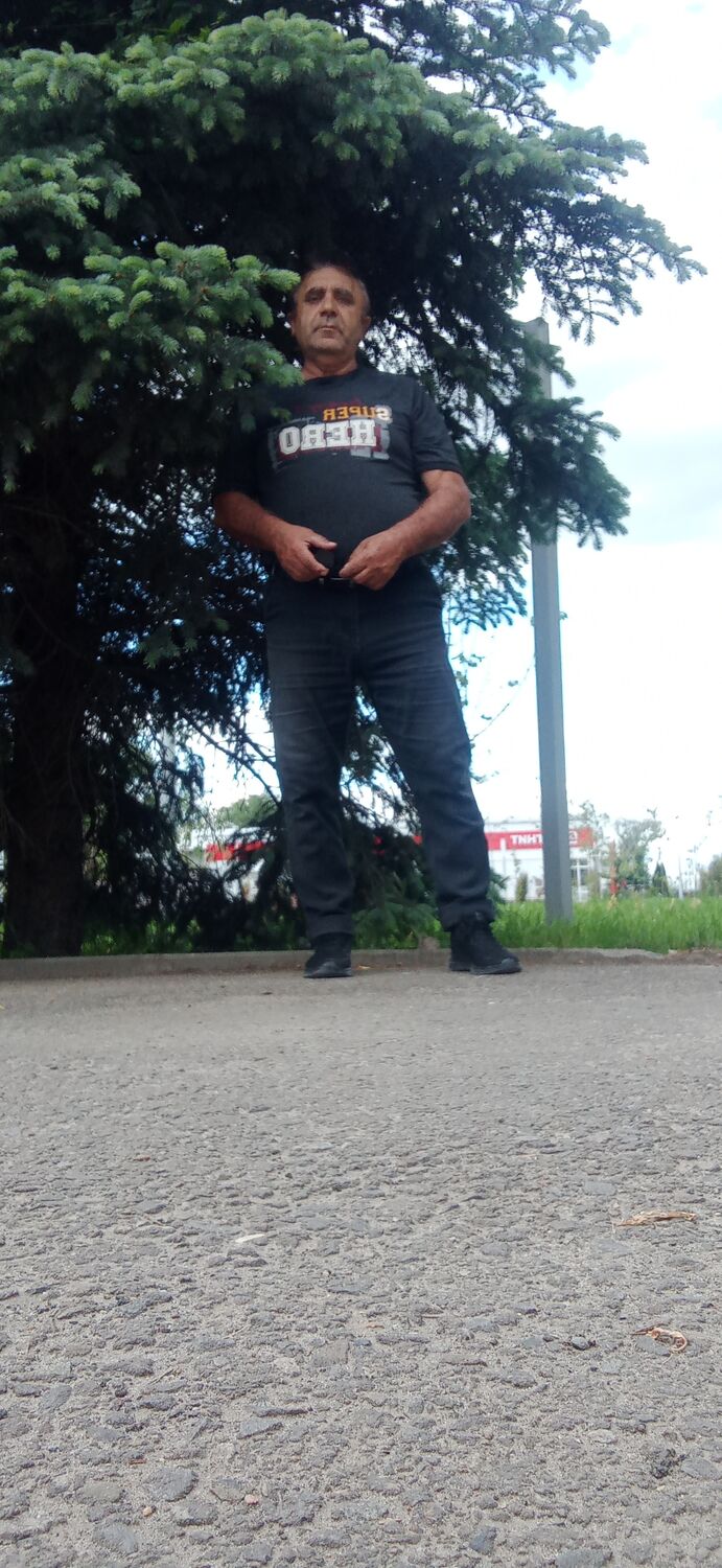  43225680  , 63 ,    