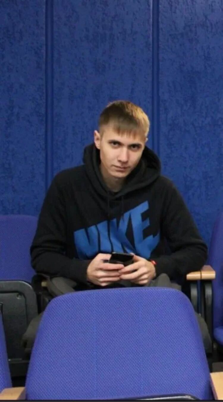 ���� 40228720 ����� ����, 24 ����, ���� ���������� � �����