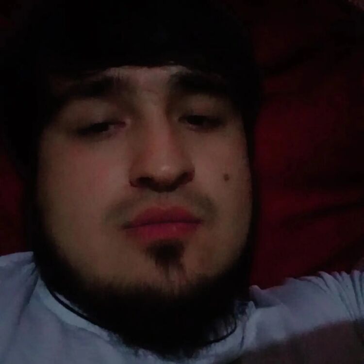  52695940  Ali, 24 ,    