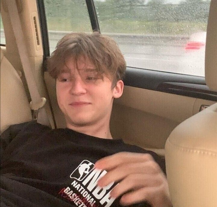  ,   Danil, 22 ,   ,   