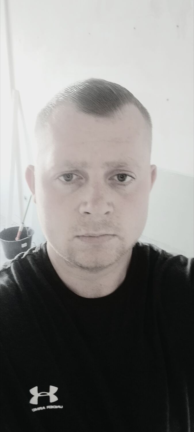  46043570  , 28 ,    