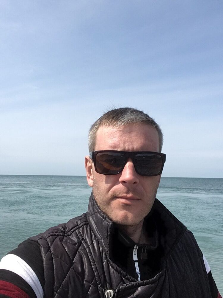  ,   Evgenij, 39 ,   ,   , c , 
