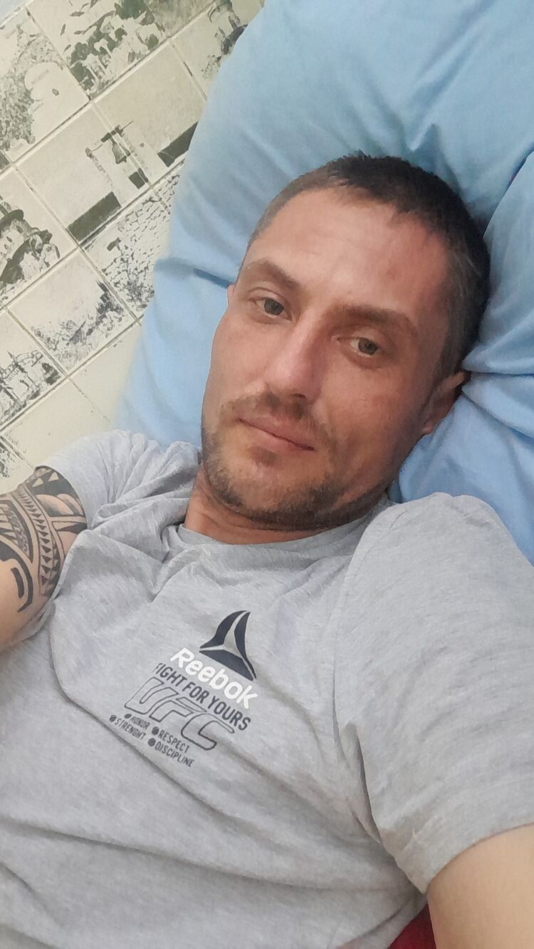  25735570  , 39 ,    