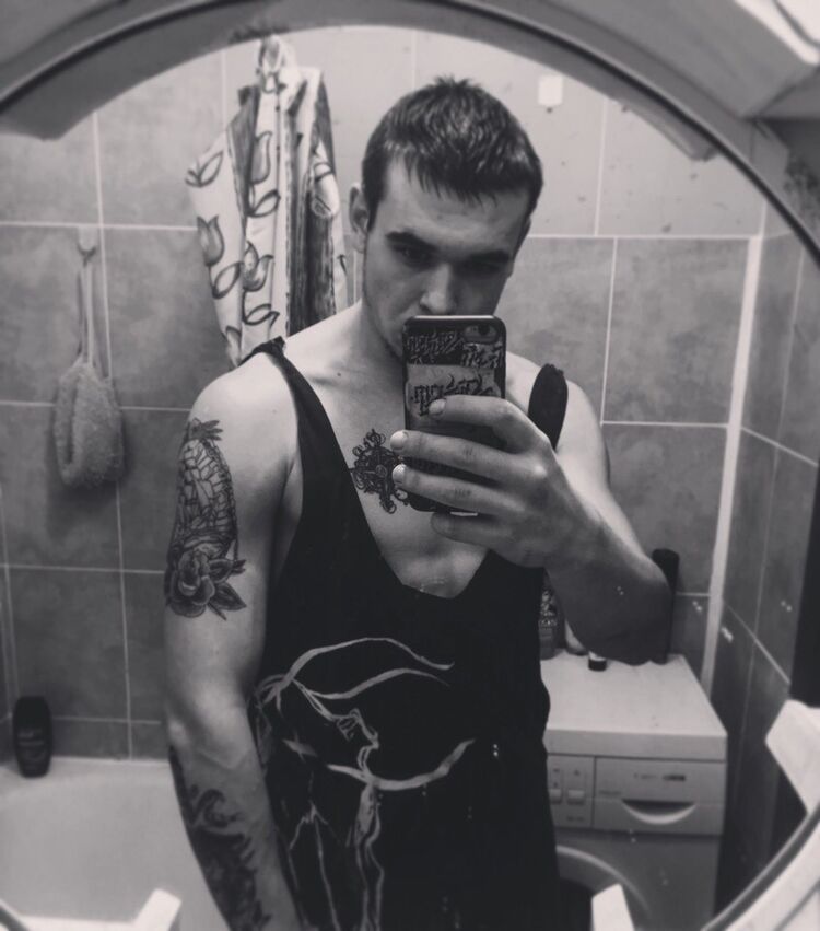  ,   Roman, 28 ,   ,   , c 