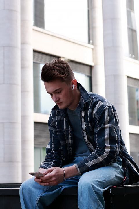  28441550  , 26 ,    -