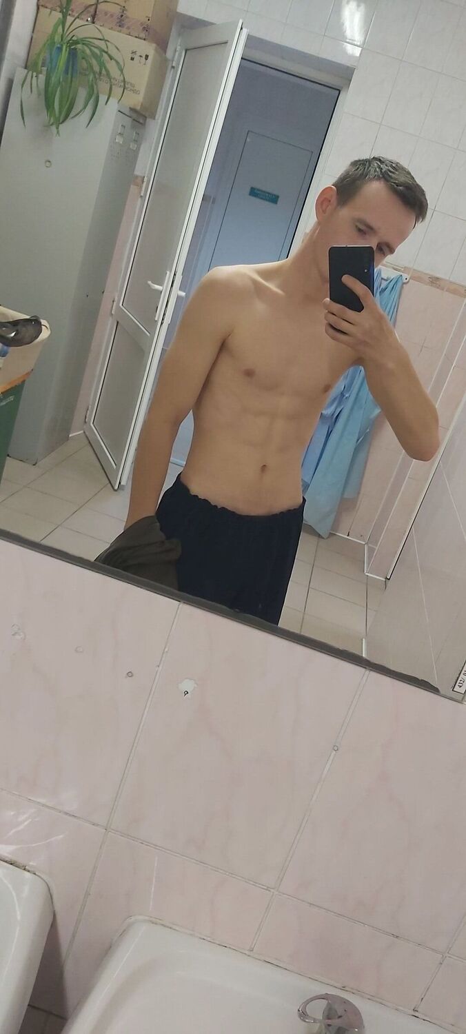  33641240  , 28 ,    