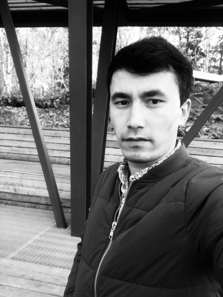  24041670  Manu, 32 ,    