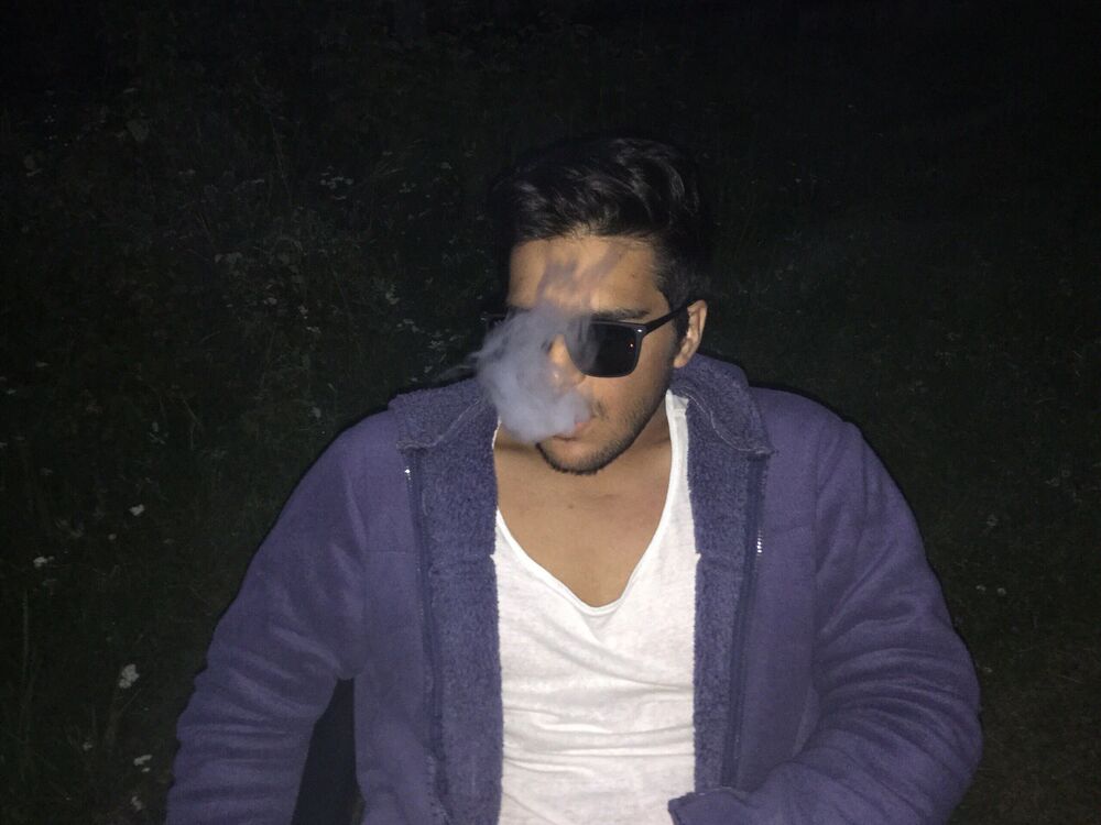  36484420  ROSTIK, 32 ,    